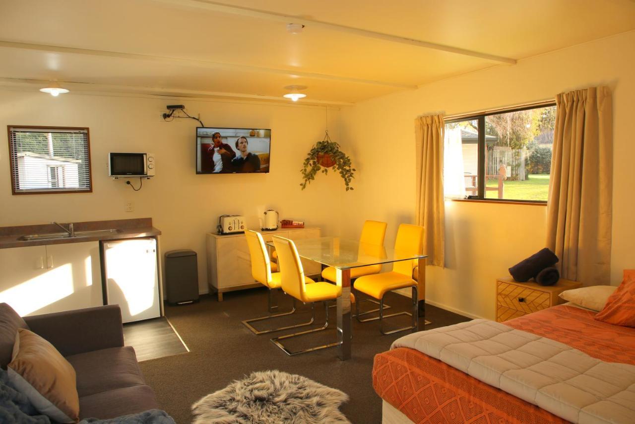 Parklands Marina Holiday Park Picton Exterior photo
